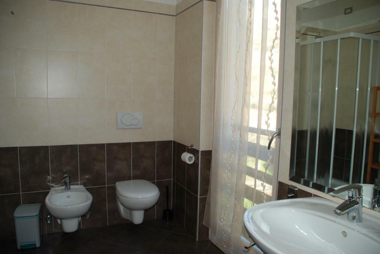 Appartement Casa Alice à Torbole Sul Garda Extérieur photo